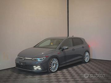 Volkswagen Golf 8 GTI 2.0 TSI DSG - OZ SUPER LEGGE