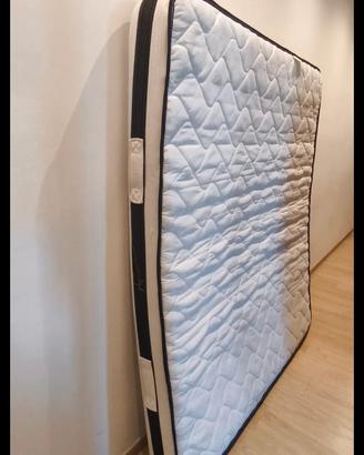 Materasso matrim 160x190  waterfoam– pari al nuovo