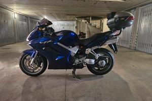 Honda Vfr 800 vtec LEGGERE BENE