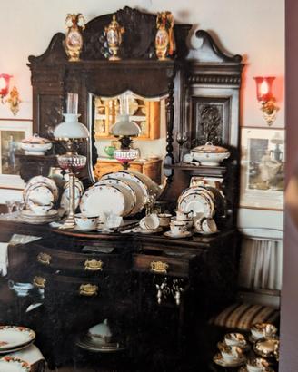 Englisches viktorianisches Buffet / Sideboard mit