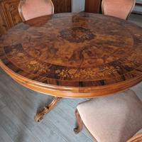 Tavolo rotondo intarsiato Ø128 cm con 6 sedie