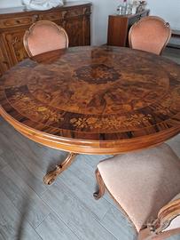 Tavolo rotondo intarsiato Ø128 cm con 6 sedie