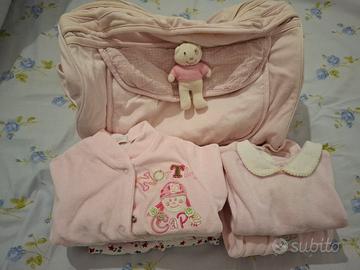 abbigliamento neonata e borsa porta pannolini 