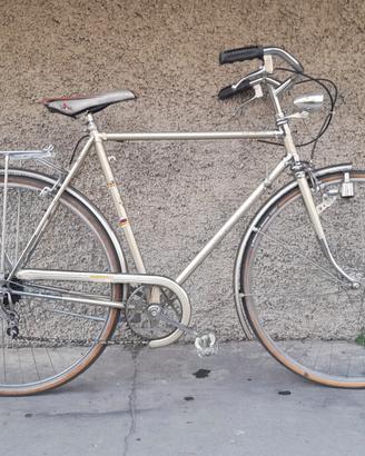 uomon28 RECORD con marce pronta all'uso 