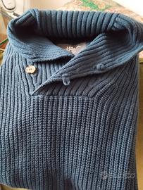 maglia blu H&M, collo ampio con bottoni XL