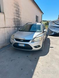 Auto completa e funzionante