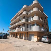 Garage con doppio ingresso rif.948