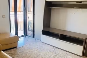 GUIDONIA TRILOCALE ARREDATO Con BALCONE