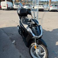 Honda SH 125 2023