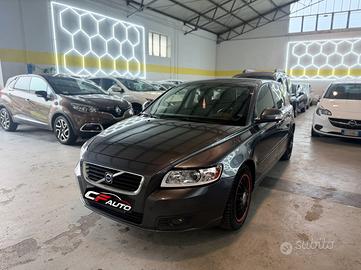 Volvo V50 1.6 Diesel 115CV Per Neopatentati