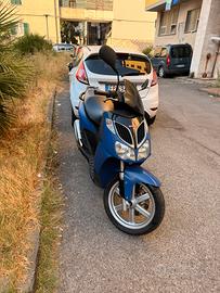 Aprilia sportcity 200