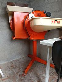 mulino per cereali completo di sgranatore