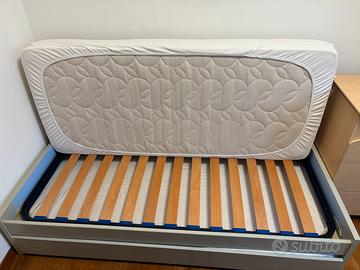 Letto singolo con letto sotto