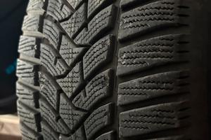 Ruote audi con gomme invernali 225/55/16