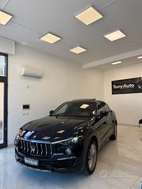 Maserati Levante 3.0 V6 Granlusso 250cv auto TETTO
