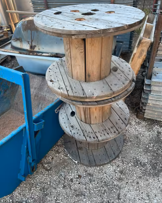 Bobina per cavi in legno