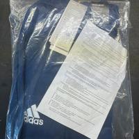 Stock pantaloni adidas