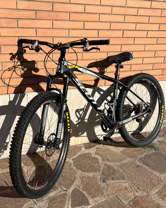 MTB scott scale 700rc