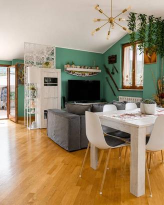 Attico / Mansarda di 79 m² con 2 locali a Terni