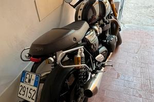 Triumph Thruxton Uniproprietario 7.700 km