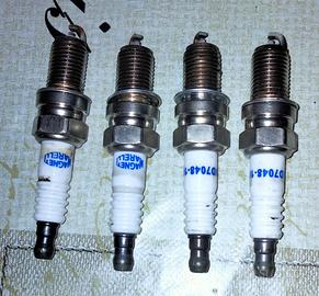 Candele Auto Magneti Marelli SND7048-10