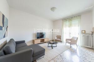 S.BIAGIO - AMPIO BILOCALE CON BOX E CANTINA