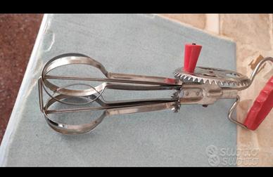 sbattitore manovella