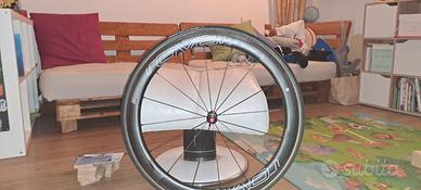 Ruota anteriore Roval CLX 50 freni rim e tubolari