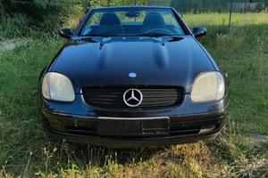 Mercedes-Benz SLK 230
