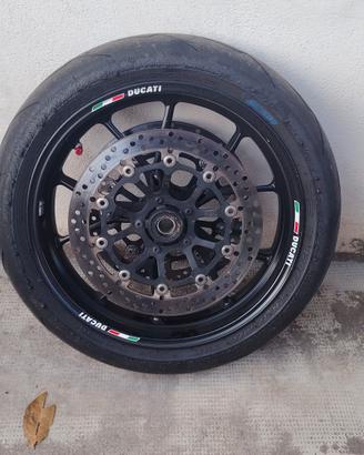 cerchi ducati 848 anteriore e posteriore 