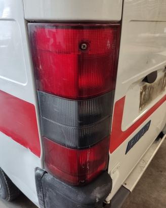 Fanale posteriore sinistro FIAT DUCATO del 2002