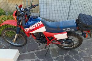 HONDA XL 200 PARIS DAKAR  RICAMBI 