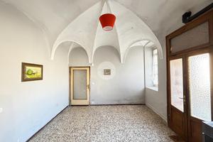 CASA SEMINDIPENDENTE A DELLO