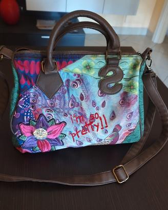 Borsa Desigual, usata poco, come nuova