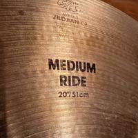 piatto Zildjian Medium Ride 20"