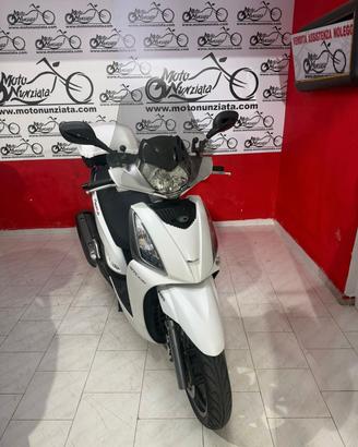 Kymco People GT300i