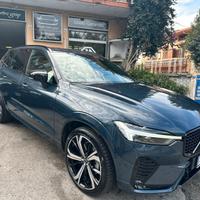 Volvo XC60 B4 (d) Automatico Plus Dark