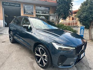 Volvo XC60 B4 (d) Automatico Plus Dark