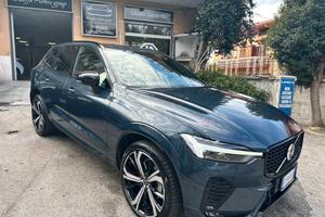 Volvo XC60 B4 (d) Automatico Plus Dark