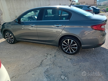 Fiat Tipo berlina 1600 diesel anno 2016