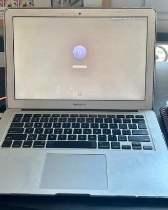 MacBook Air 13 2015 Intel i5 con Windows