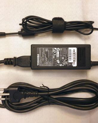 Alimentatore per PC notebook Toshiba - uscita 19V=