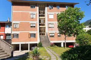 ACCOGLIENTE APPARTAMENTO BICAMERE AL PIANO TERR...