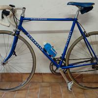 bicicletta da corsa pinarello