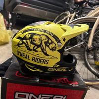 Casco integrale da bicicletta