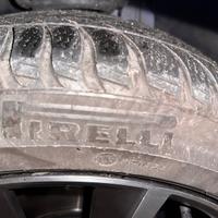 Gomme auto pirelli