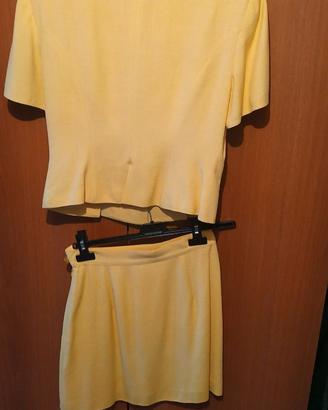 Completo giacca e gonna estivo