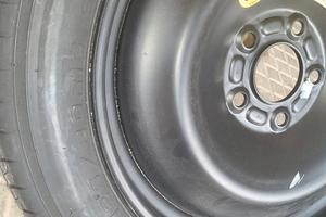 kit ruotino di scorta T125/80f16 97m Cric e chiave
