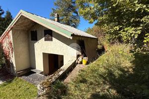 CASA INDIPENDENTE A BIENNO