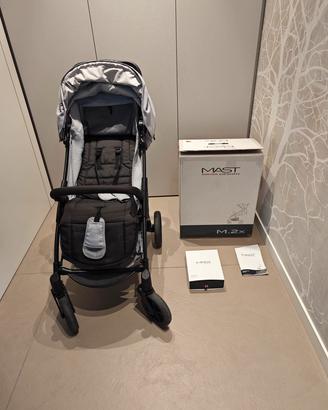 passeggino mast m2x  con copertura antipioggia